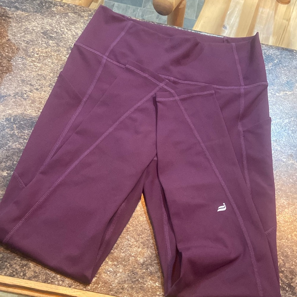 Fabletics Full length leggings with pockets NWT